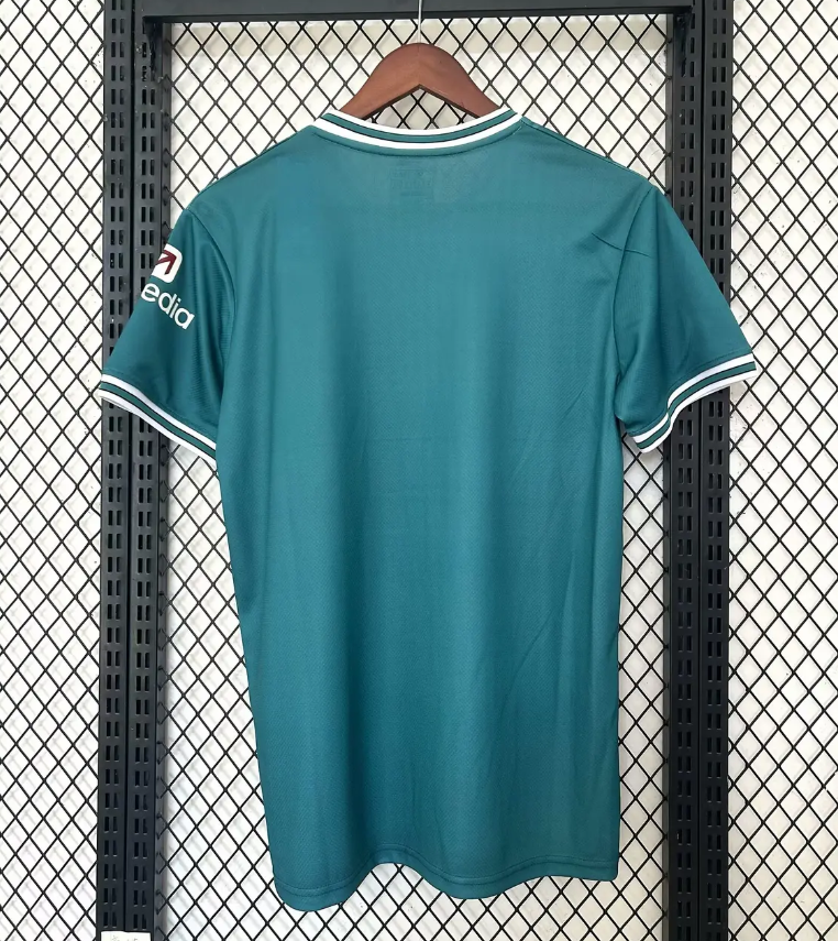 Liverpool Third Soccer Jersey 2025/26 - Image 2