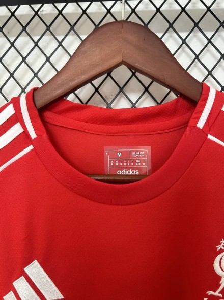 Liverpool Home Soccer Jersey 2025/26 - Image 3